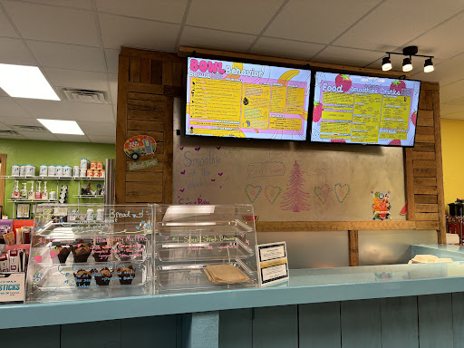 Photo of BOWL BEHAVIOR SUPERFOOD CAFE - 1855 S Springfield Ave Suite B, Bolivar, MO 65613