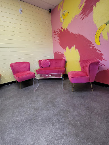 Photo of BOWL BEHAVIOR SUPERFOOD CAFE - 1855 S Springfield Ave Suite B, Bolivar, MO 65613