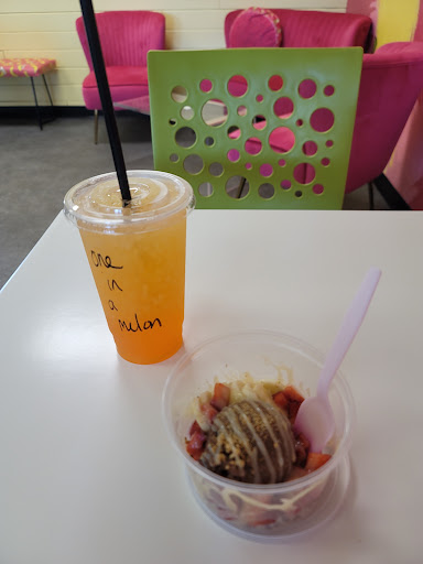 Photo of BOWL BEHAVIOR SUPERFOOD CAFE - 1855 S Springfield Ave Suite B, Bolivar, MO 65613