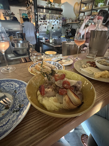 Photo of Nat Nat - 3080 Tamiami Trl N Suite 1, Naples, FL 34103