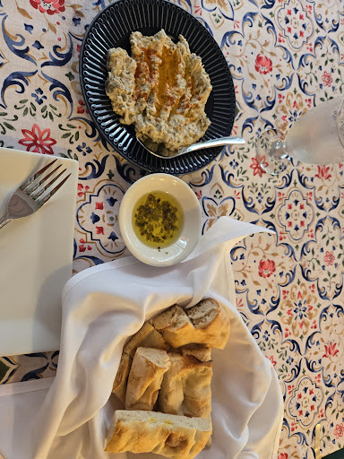 Photo of Zaytin Turkish Cuisine - 41 Mountain Blvd Unit A1, Warren, NJ 07059