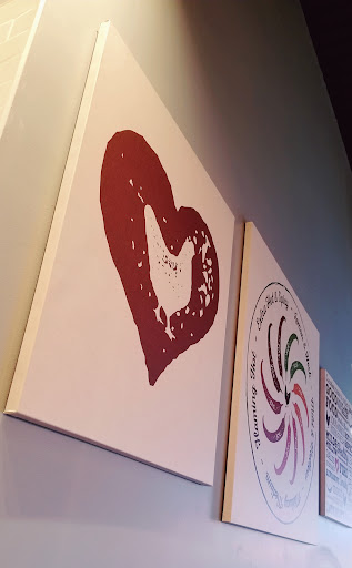 Photo of Port Of Peri Peri - 4151 McCoy Dr #153, Aurora, IL 60504