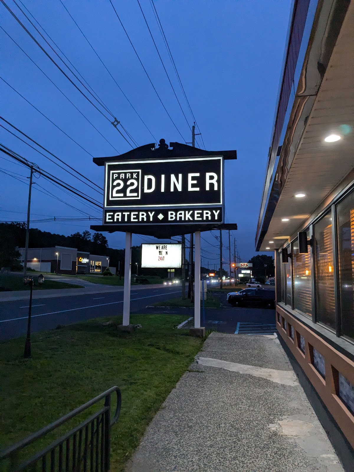 Photo of Park22 Diner - 335 US-22, Green Brook Township, NJ 08812