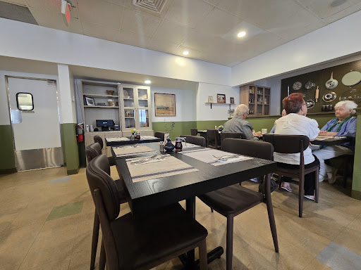 Photo of Lyla's Family Restaurant - 1911 Bailey Rd, Cuyahoga Falls, OH 44221