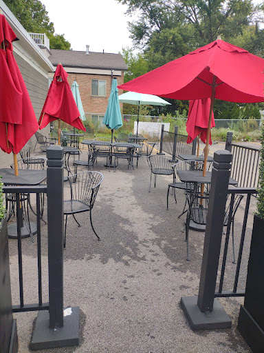 Photo of Lyla's Family Restaurant - 1911 Bailey Rd, Cuyahoga Falls, OH 44221