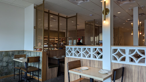 Photo of Aladdin's Eatery Rockside - 6901 Rockside Rd, Independence, OH 44131