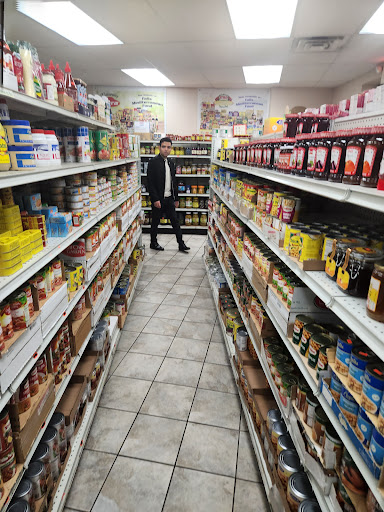 Photo of Falls Mediterranean - Parking lot, 526 Graham Rd #1A, Cuyahoga Falls, OH 44221