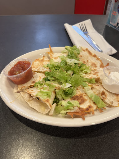 Photo of Friendly's - 497 Farmington Ave, Bristol, CT 06010