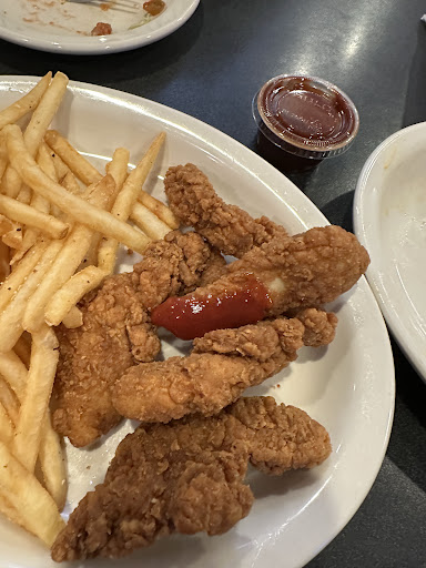 Photo of Friendly's - 497 Farmington Ave, Bristol, CT 06010