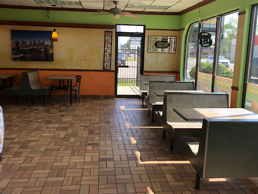 Photo of New York Gyro - 915 1st St S, Willmar, MN 56201