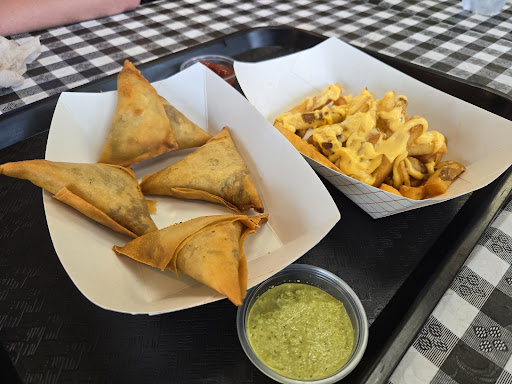 Photo of Safari Point Restaurant - 2930 W Division St, St Cloud, MN 56301