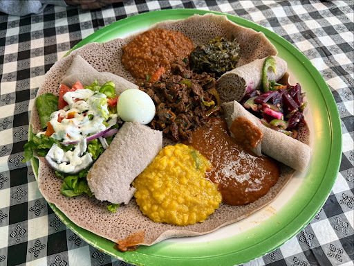 Photo of Safari Point Restaurant - 2930 W Division St, St Cloud, MN 56301