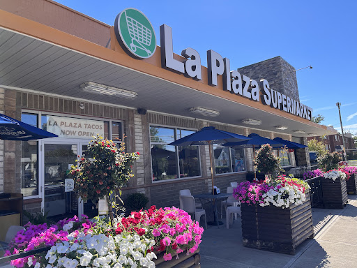 Photo of La Plaza Taqueria - 13609 Lakewood Heights Blvd B, Cleveland, OH 44107