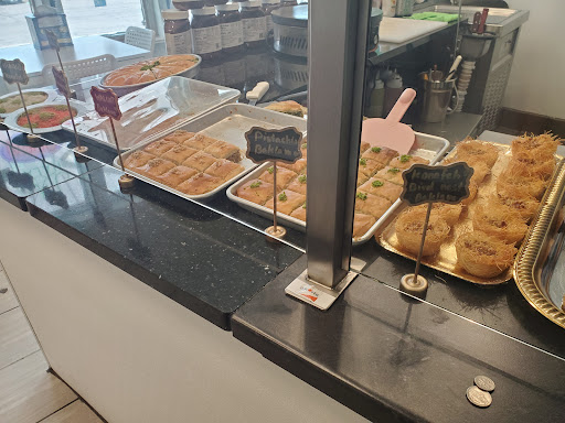 Photo of Mrs. Dessert & Kumpir محل حلويات عربي - 339 22nd Ave NE, Minneapolis, MN 55418