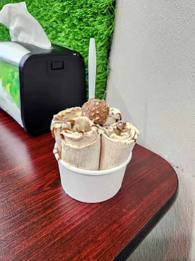 Photo of Mrs. Dessert & Kumpir مطعم و حلويات عربية - 307 E Lake St, Minneapolis, MN 55408