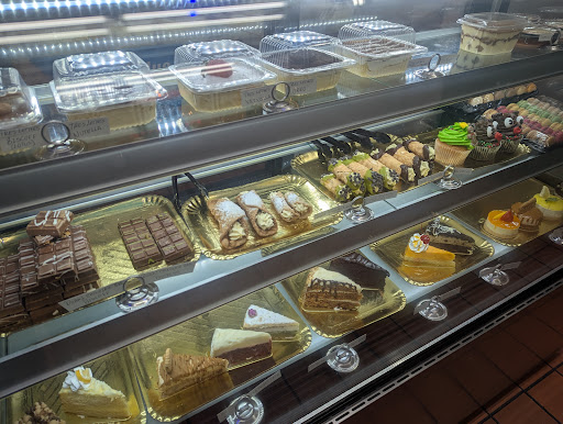 Photo of Mrs. Dessert & Kumpir مطعم و حلويات عربية - 307 E Lake St, Minneapolis, MN 55408