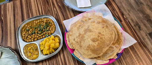 Photo of Virsa- The Desi Chaska - Pakistani Restaurant Halal food - 700 Capitol Tr unit 8, Newark, DE 19711