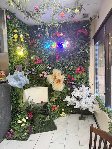 Photo of Makki Grill - 805 N Quentin Rd, Palatine, IL 60067