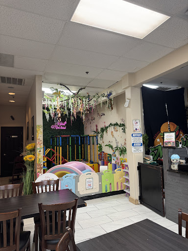 Photo of Makki Grill - 805 N Quentin Rd, Palatine, IL 60067