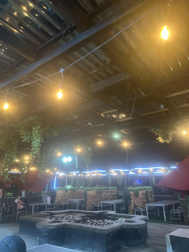 Photo of Tanour Restaurant - 10331 S Roberts Rd, Palos Hills, IL 60465