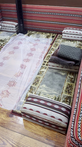 Photo of Tanour Restaurant - 10331 S Roberts Rd, Palos Hills, IL 60465