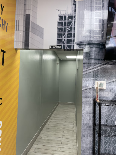 Photo of Naz's Halal Food - Lorton - 7720 Gunston Plz, Lorton, VA 22079