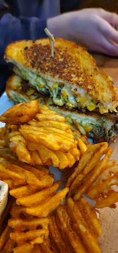 Photo of The Som - 863 Jefferson St, Burlington, IA 52601