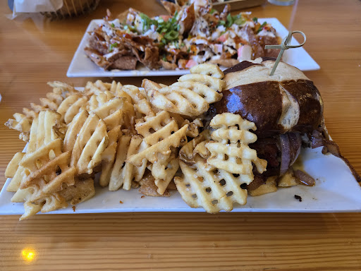 Photo of The Som - 863 Jefferson St, Burlington, IA 52601