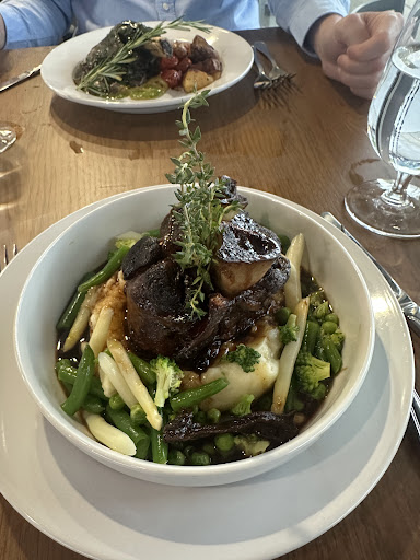 Photo of feast - 5513 William Flinn Hwy Suite 100, Gibsonia, PA 15044