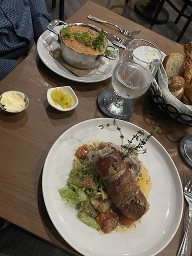 Photo of feast - 5513 William Flinn Hwy Suite 100, Gibsonia, PA 15044