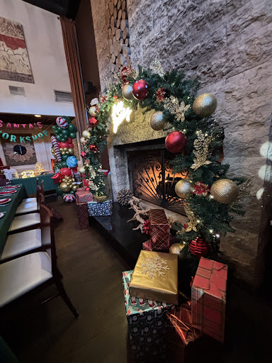 Photo of Lithos Estiatorio - 405 Eisenhower Pkwy, Livingston, NJ 07039