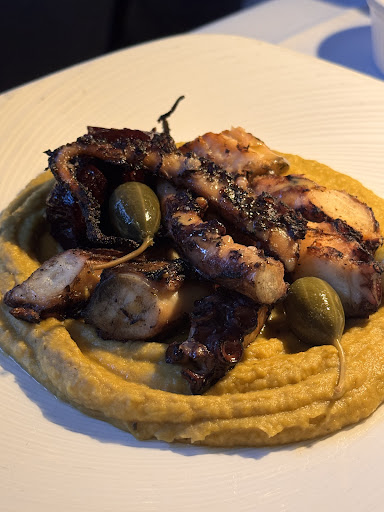 Photo of Lithos Estiatorio - 405 Eisenhower Pkwy, Livingston, NJ 07039