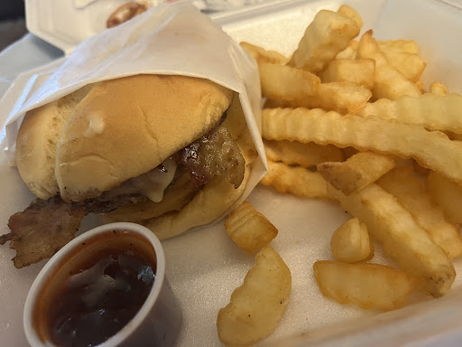 Photo of Roadside Grill - 972 W Washington St Suite G, Camden, AR 71701