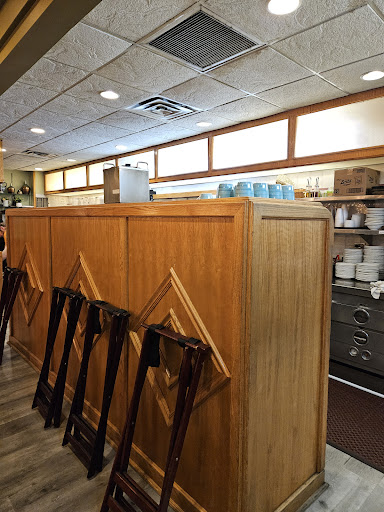 Photo of Larsa's Kitchen - 90 Tyler Creek Plaza, Elgin, IL 60123