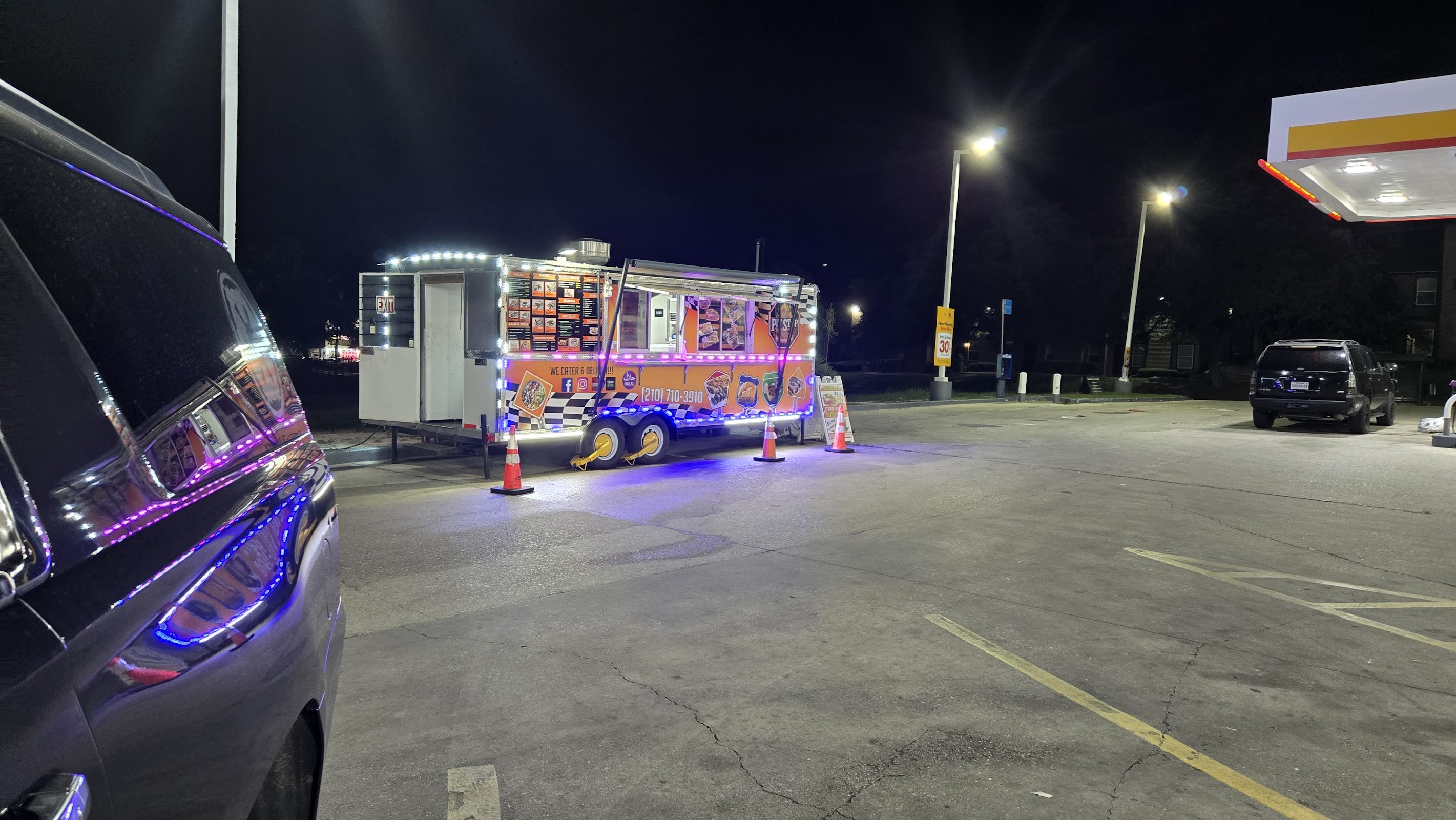 Photo of Pit Stop Shawarma Halal - 4030 Medical Dr, San Antonio, TX 78229