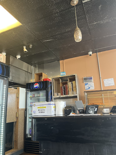 Photo of HALAL KENNEDY FRIED CHICKEN & Gyros king 2 - Keyser Oak Shopping Center, 1736 Keyser Ave, Scranton, PA 18508