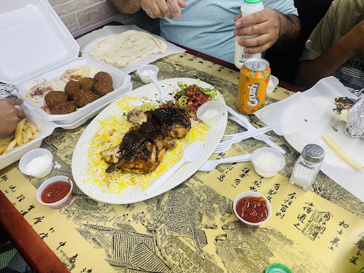 Photo of Amins kitchen & Grocery Store مطبخ واسواق الامين - 850 N 27th St, Lincoln, NE 68503