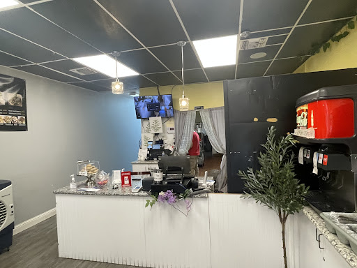 Photo of M's | Halal Mediterranean Food - 1976 Fulton Ave, Sacramento, CA 95825