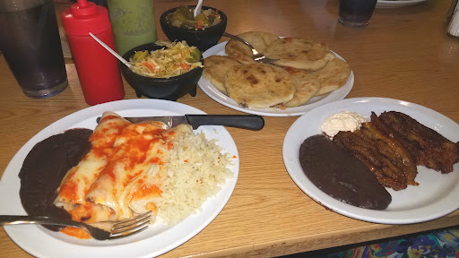 Photo of El Quetzal Restaurant & Bakery - 129 S Main St, Carthage, MO 64836