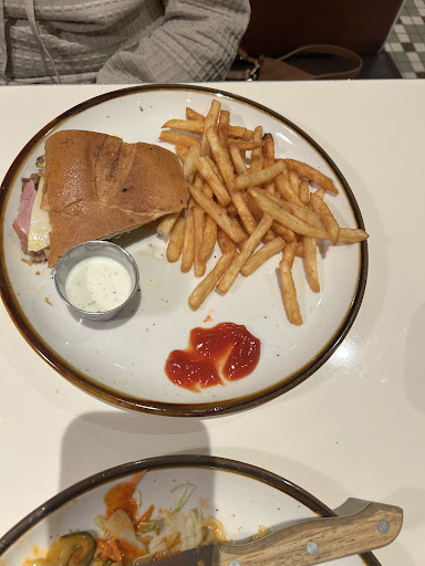 Photo of Patton Bar & Diner - 317 Main St, Cedar Falls, IA 50613