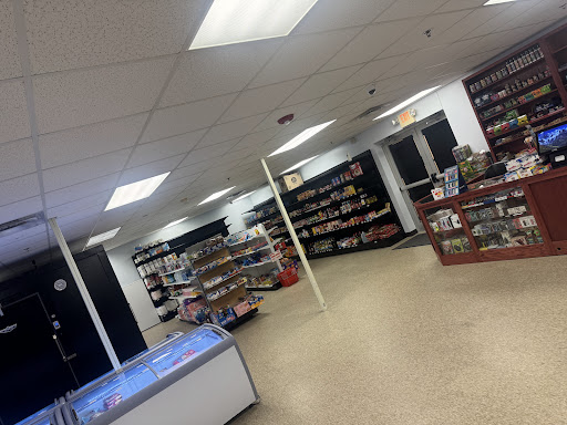 Photo of Gyro Hut and Groceries - 1445 Mt Vernon Rd SE, Cedar Rapids, IA 52403