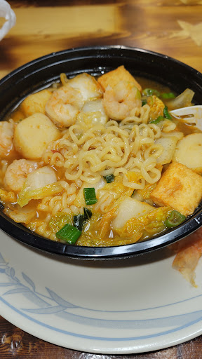 Photo of Wintea Express - 745 W Broadway, Centralia, IL 62801