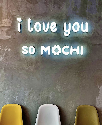 Photo of Teamoji - Champaign - 625 E Green St, Champaign, IL 61820