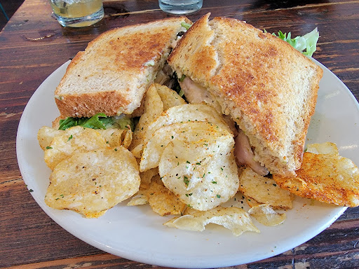 Photo of KID CASHEW - 1608 East Blvd, Charlotte, NC 28203