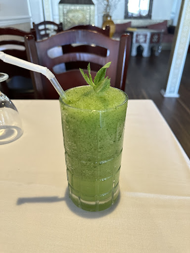 Photo of Oasis Restaurant - 21 N Union Ave, Cranford, NJ 07016