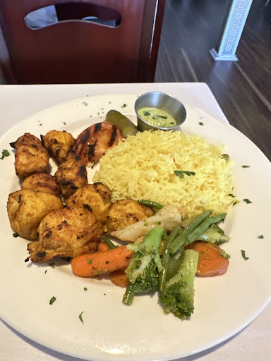 Photo of Oasis Restaurant - 21 N Union Ave, Cranford, NJ 07016