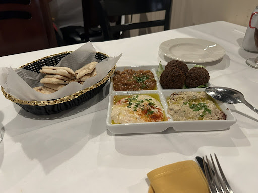 Photo of Oasis Restaurant - 21 N Union Ave, Cranford, NJ 07016