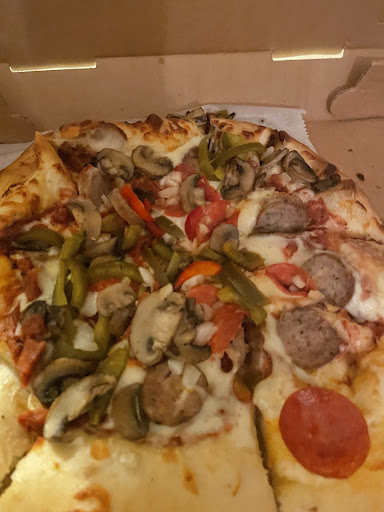 Photo of Garnet Valley Pizza and Shawarma - 1104 Naamans Creek Rd, Garnet Valley, PA 19060