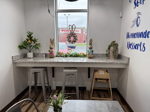 Photo of Geitonia Greek Grill - 1703 Calumet Ave Unit C, Valparaiso, IN 46383