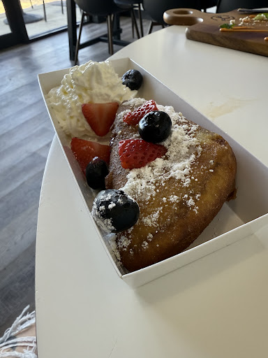 Photo of The Lincoln Kitchen - 704 Silhavy Rd, Valparaiso, IN 46383